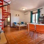 Villa Pentavano White House