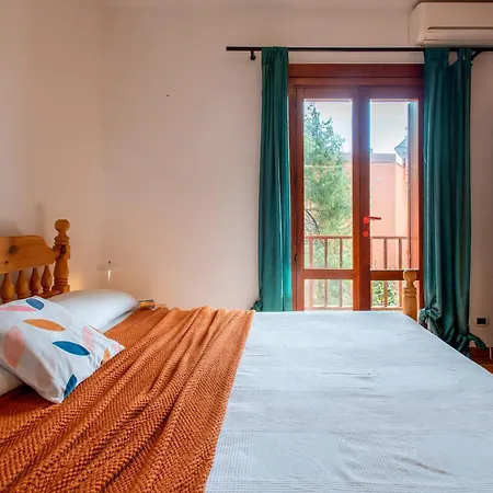 Pentavano White House Villa