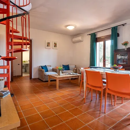 Pentavano White House Villa
