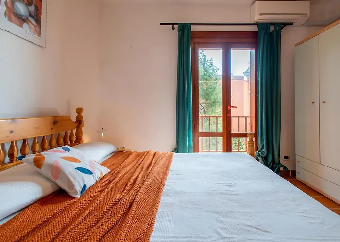 Pentavano White House Villa